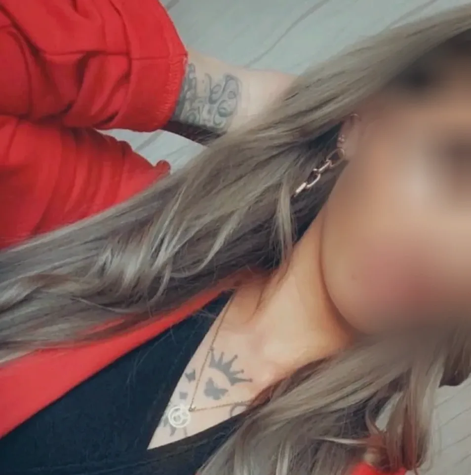 Charlotte, 32