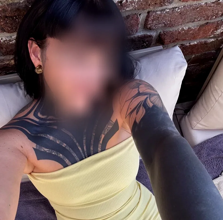 Eleri, 35