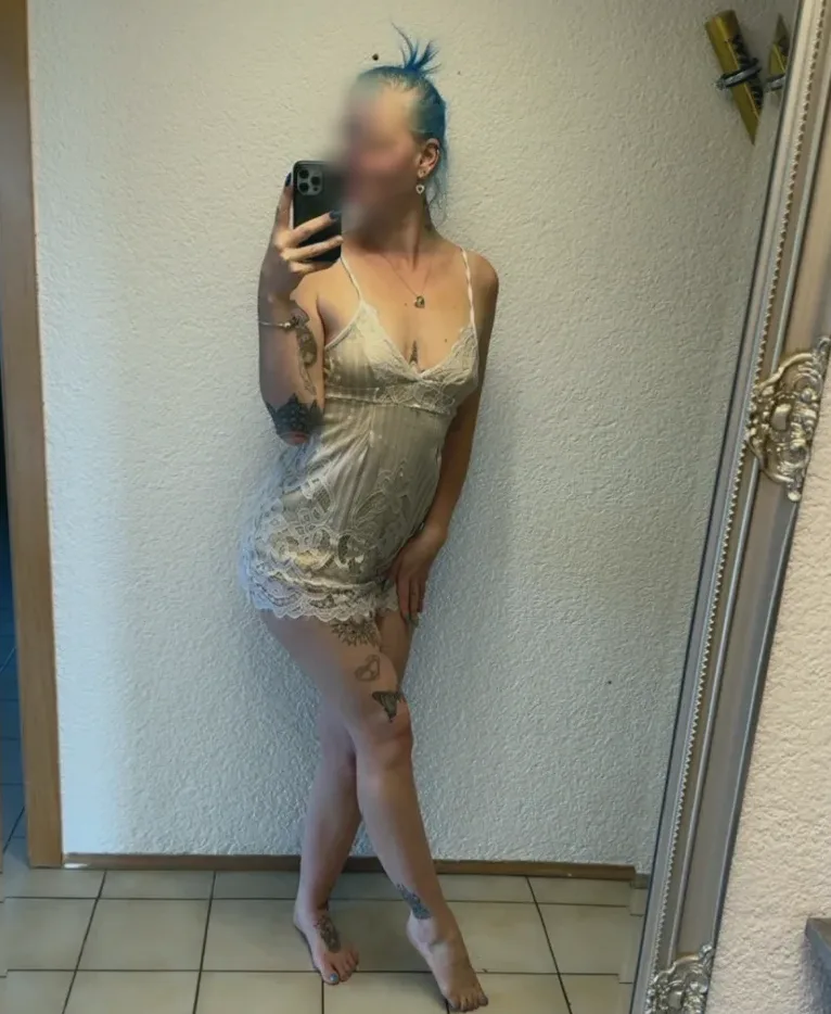 Hannah, 25