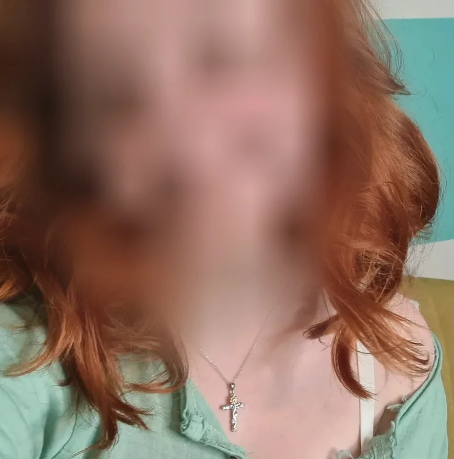 Kayleigh, 23