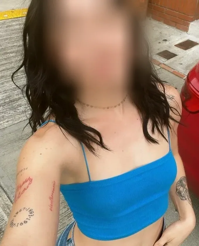 Zara, 23